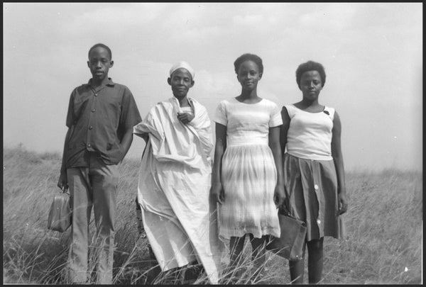 Ebifananyi #2 – People Poses Places. Musa Katuramu